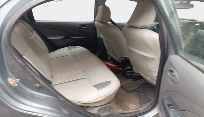 2013 Toyota Etios Liva G, Petrol, Manual, 45,947 km, interior