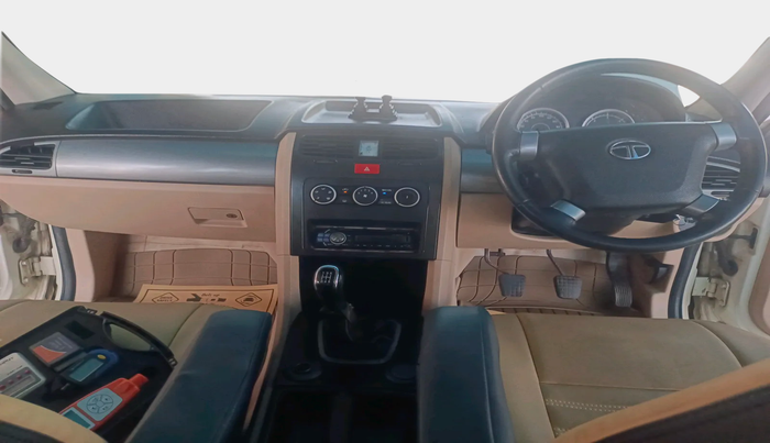 2014 Tata Safari Storme 2.2 EX 4X2, Diesel, Manual, 1,76,413 km, interior