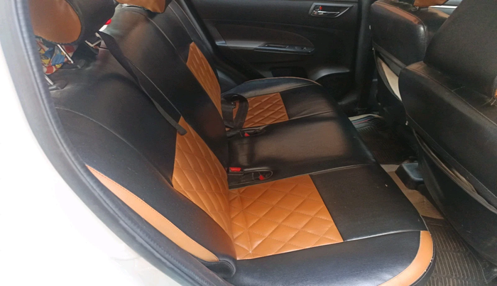 2013 Maruti Swift VXI, Petrol, Manual, 1,14,494 km, interior