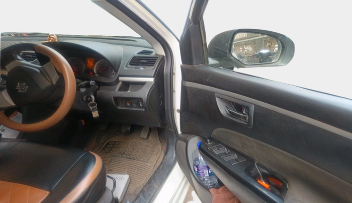 2013 Maruti Swift VXI, Petrol, Manual, 1,14,494 km, interior