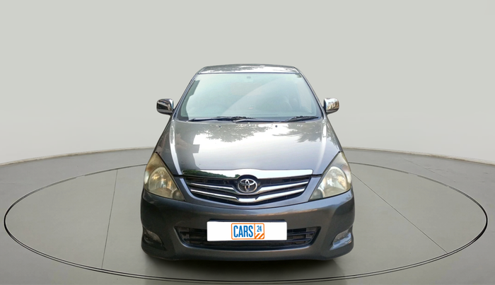 2011 Toyota Innova V 2.5 8 STR, Diesel, Manual, 1,54,296 km, exterior