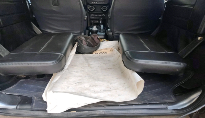 2022 Mahindra Thar LX D AT 4WD HT, Diesel, Automatic, 34,577 km, interior