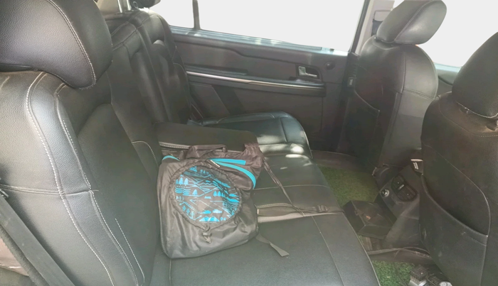 2017 Tata Hexa XM 4X2 7 STR, Diesel, Manual, 77,101 km, interior