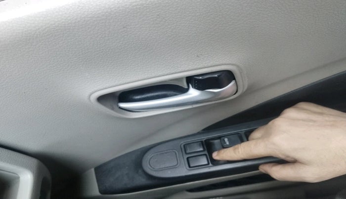 2016 Maruti Celerio VXI, Petrol, Manual, 1,18,400 km, interior