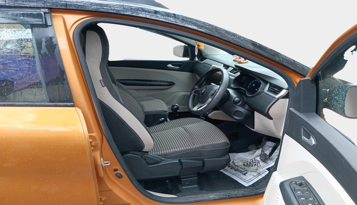 2023 Renault TRIBER RXZ, Petrol, Manual, 30,539 km, interior