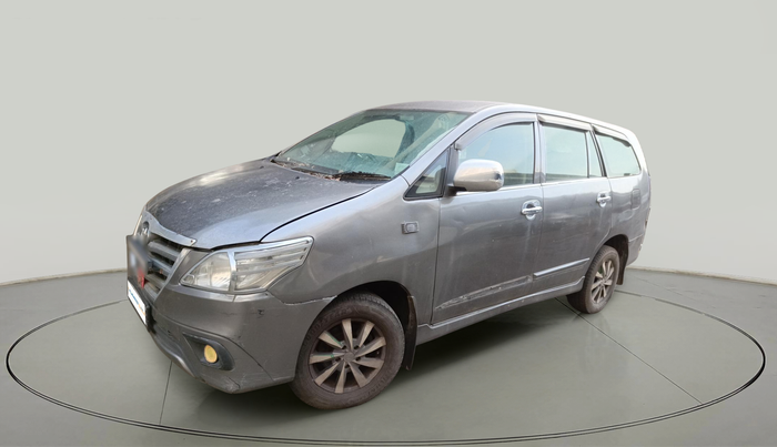 2013 Toyota Innova 2.5 GX 8 STR, Diesel, Manual, 1,13,164 km, exterior