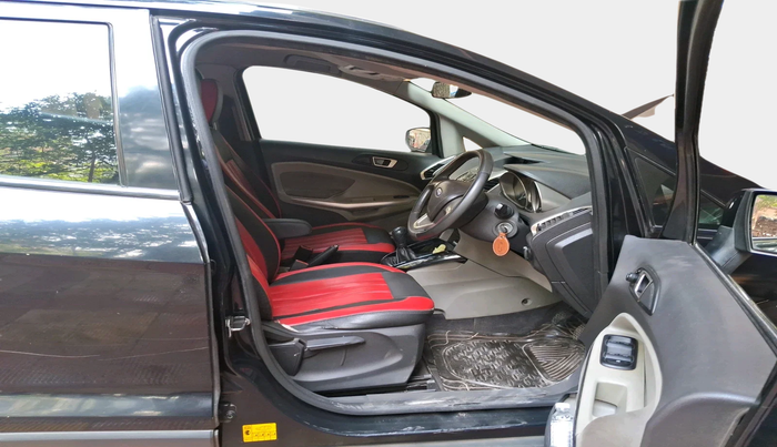 2014 Ford Ecosport TITANIUM 1.5L PETROL, Petrol, Manual, 1,16,114 km, interior