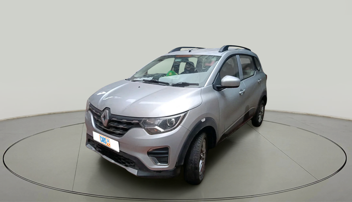 2020 Renault TRIBER RXL MT, Petrol, Manual, 29,690 km, exterior