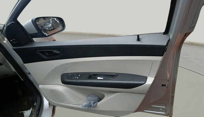 2020 Renault TRIBER RXL MT, Petrol, Manual, 29,690 km, interior