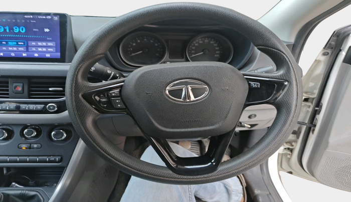 2018 Tata NEXON XM PETROL, Petrol, Manual, 44,800 km, interior