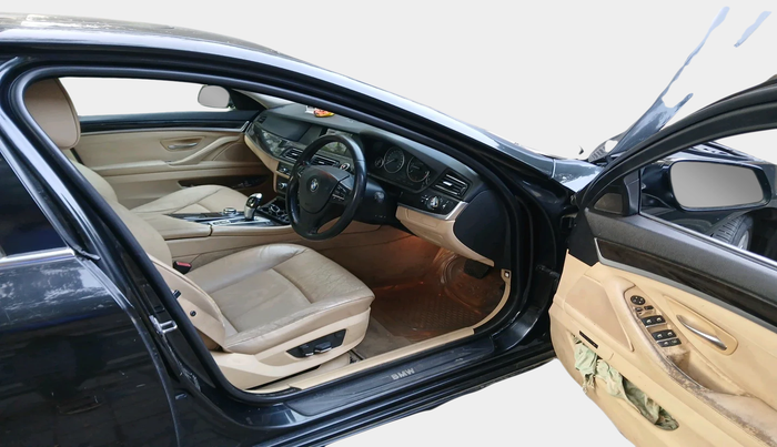 2011 BMW 5 Series 520D 2.0, Diesel, Automatic, 92,518 km, interior