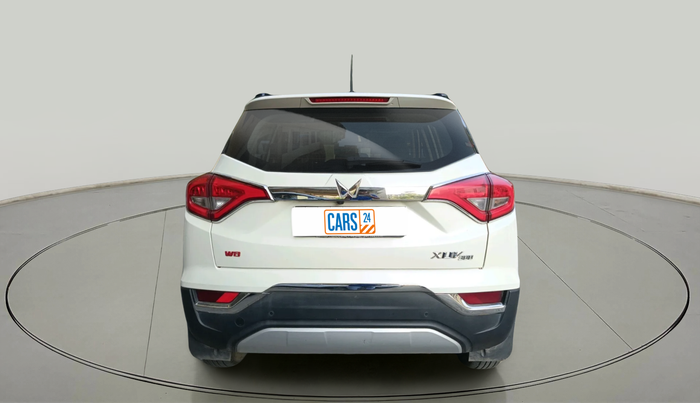 2022 Mahindra XUV300 W8 (O) 1.2 PETROL, Petrol, Manual, 16,722 km, exterior