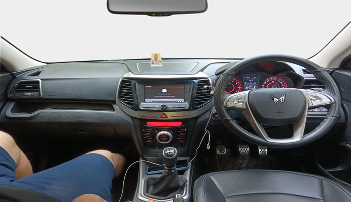 2022 Mahindra XUV300 W8 (O) 1.2 PETROL, Petrol, Manual, 16,722 km, interior