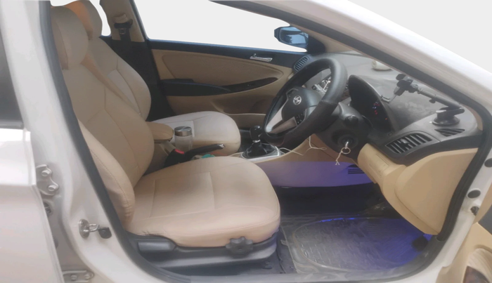 2014 Hyundai Verna FLUIDIC 1.6 VTVT SX, Petrol, Manual, 69,234 km, interior