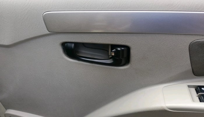 2014 Mahindra Scorpio S10, Diesel, Manual, 58,146 km, interior