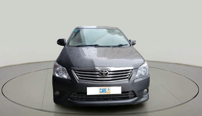 2012 Toyota Innova 2.5 VX 8 STR, Diesel, Manual, 1,39,678 km, exterior