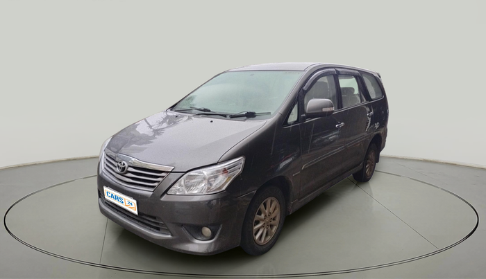 2012 Toyota Innova 2.5 VX 8 STR, Diesel, Manual, 1,39,678 km, exterior