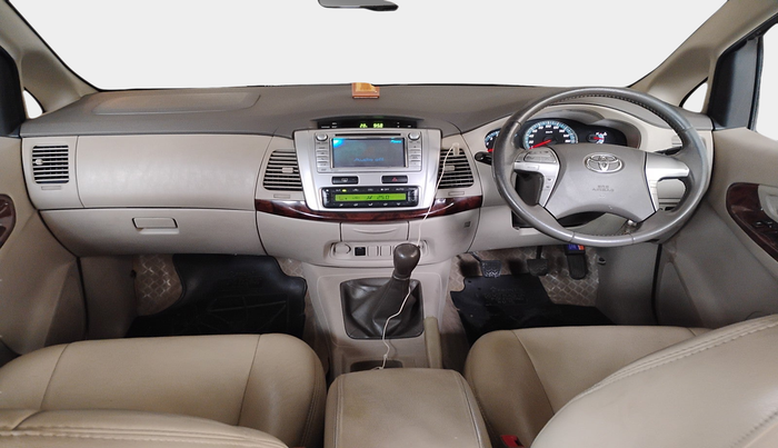2012 Toyota Innova 2.5 VX 8 STR, Diesel, Manual, 1,39,678 km, interior