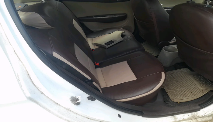 2011 Hyundai i20 SPORTZ 1.2, Petrol, Manual, 1,20,799 km, interior