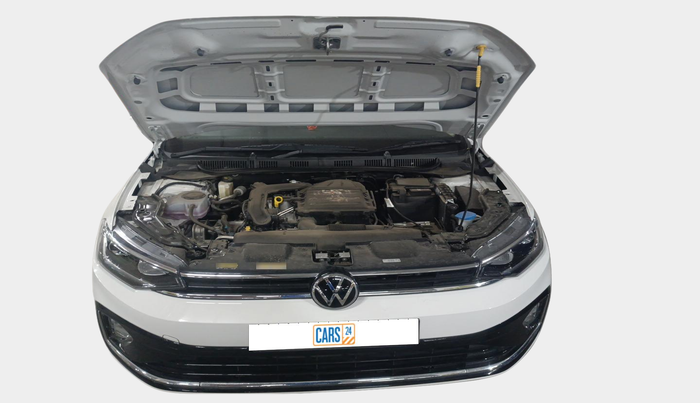 2025 Volkswagen VIRTUS TOPLINE TSI 1.0 AT, Petrol, Automatic, 1,410 km, exterior