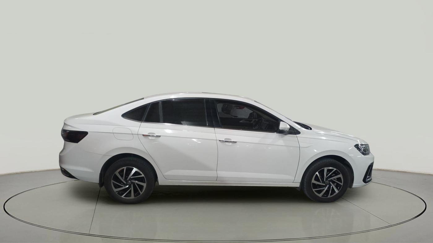 2025 Volkswagen VIRTUS TOPLINE TSI 1.0 AT, Petrol, Automatic, 1,410 km, exterior