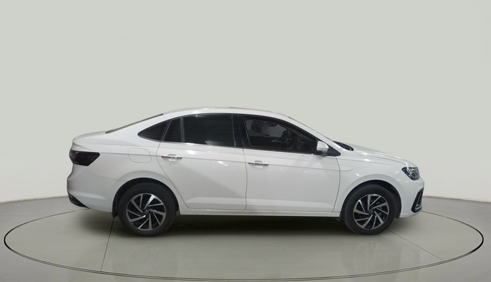 2025 Volkswagen VIRTUS TOPLINE TSI 1.0 AT, Petrol, Automatic, 1,410 km, exterior