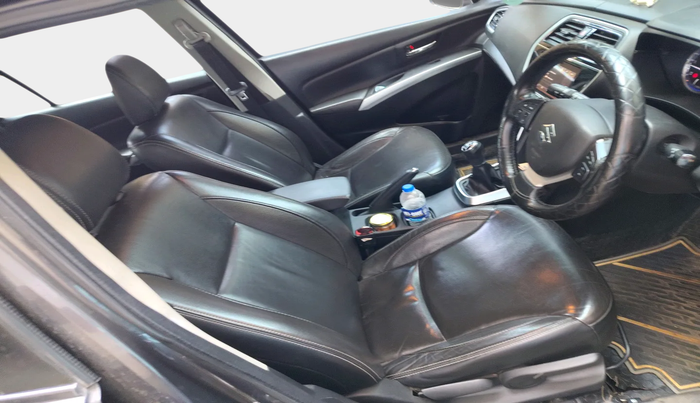 2019 Maruti S Cross ALPHA 1.3, Diesel, Manual, 73,349 km, interior