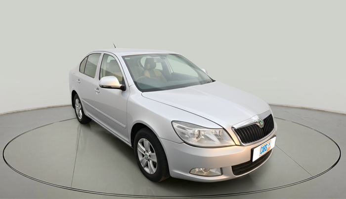 2010 Skoda Laura AMBITION 2.0 TDI CR MT, Diesel, Manual, 81,796 km, exterior