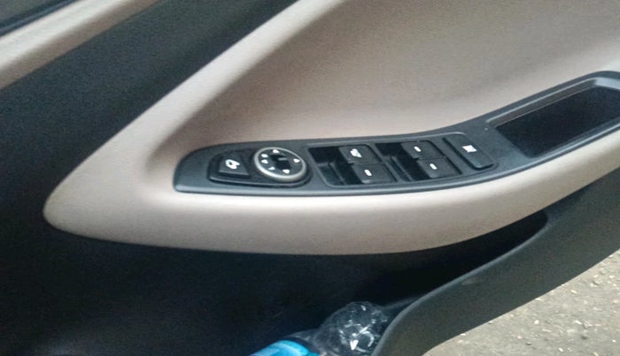 2017 Hyundai Elite i20 ASTA 1.2 (O), Petrol, Manual, 49,908 km, interior