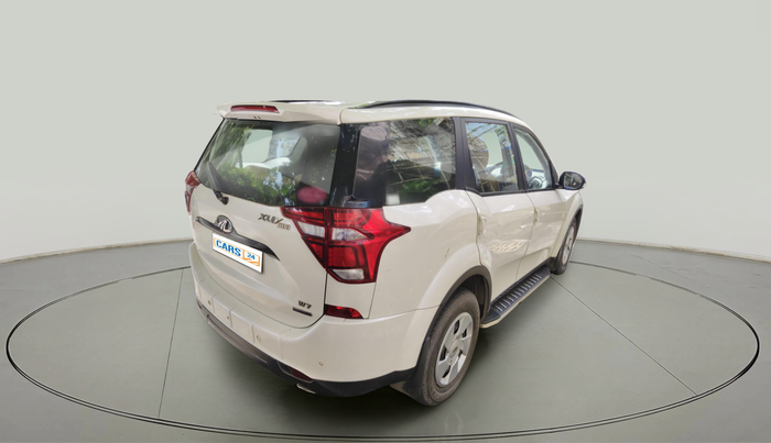 2021 Mahindra XUV500 W7 AT, Diesel, Automatic, 26,000 km, exterior