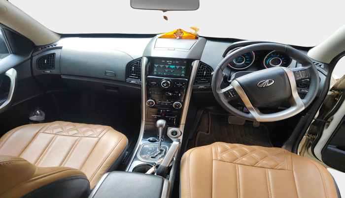 2021 Mahindra XUV500 W7 AT, Diesel, Automatic, 26,000 km, interior