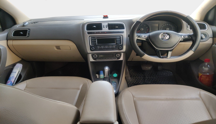 2016 Volkswagen Vento HIGHLINE PETROL AT, Petrol, Automatic, 67,472 km, interior