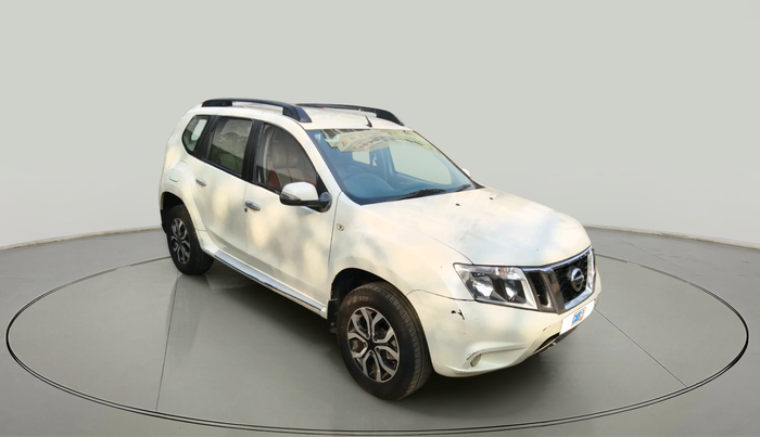 2014 Nissan Terrano XL (D), Diesel, Manual, 1,27,686 km, exterior
