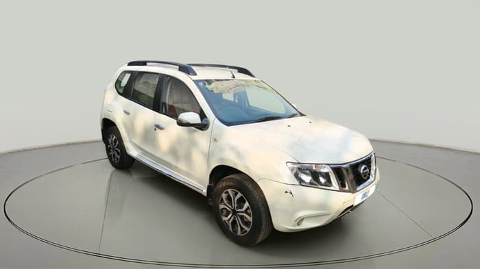 2014 Nissan Terrano XL (D), Diesel, Manual, 1,27,686 km, exterior