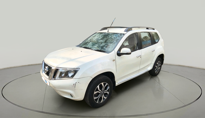 2014 Nissan Terrano XL (D), Diesel, Manual, 1,27,686 km, exterior