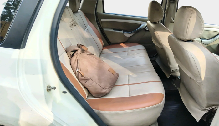 2014 Nissan Terrano XL (D), Diesel, Manual, 1,27,686 km, interior