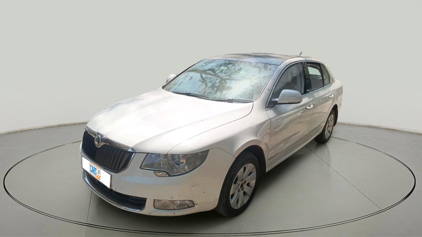 2011 Skoda Superb ELEGANCE 1.8 TSI AT, Petrol, Automatic, 1,00,825 km, exterior