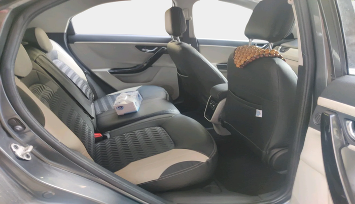 2022 Tata NEXON XZA PLUS PETROL, Petrol, Automatic, 2,091 km, interior