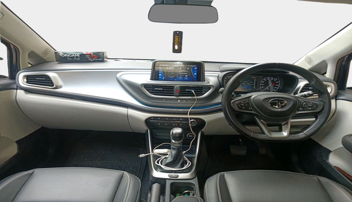 2024 Tata ALTROZ  XZ Plus (O) (S), Petrol, Manual, 20,823 km, interior