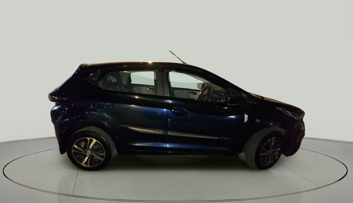 2023 Tata ALTROZ XZA, Petrol, Automatic, 4,897 km, exterior