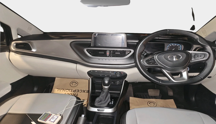 2023 Tata ALTROZ XZA, Petrol, Automatic, 4,897 km, interior