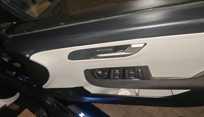 2023 Tata ALTROZ XZA, Petrol, Automatic, 4,897 km, interior