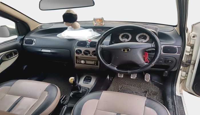 2014 Tata Indigo ECS GLX, Petrol, Manual, 1,02,926 km, interior