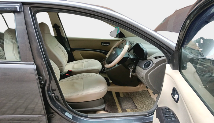 2012 Hyundai i10 SPORTZ 1.2, Petrol, Manual, 95,644 km, interior