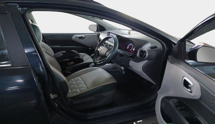 2022 Hyundai GRAND I10 NIOS SPORTZ 1.2 KAPPA VTVT CNG, Petrol, Manual, 31,755 km, interior