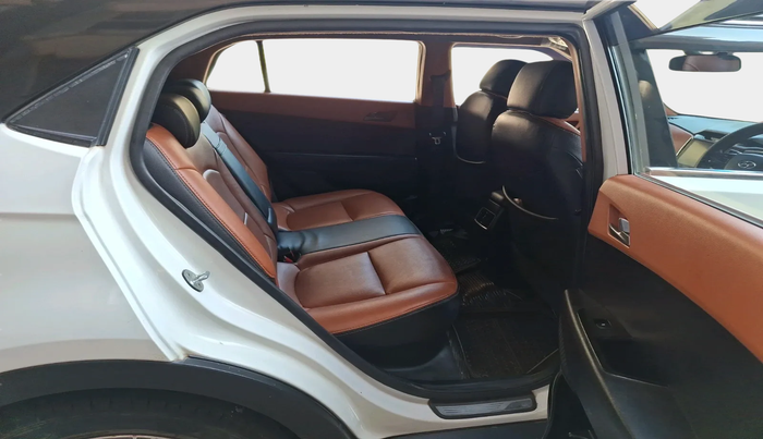 2016 Hyundai Creta SX PLUS AT 1.6 PETROL, Petrol, Automatic, 95,299 km, interior