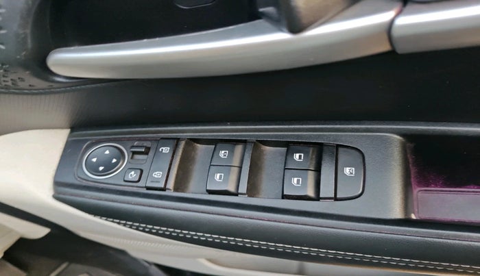 2023 KIA SONET HTX PLUS 1.0 IMT, Petrol, Manual, 19,730 km, interior