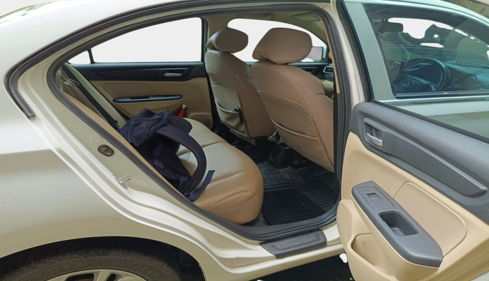 2019 Honda Amaze 1.2L I-VTEC V CVT, Petrol, Automatic, 1,05,810 km, interior