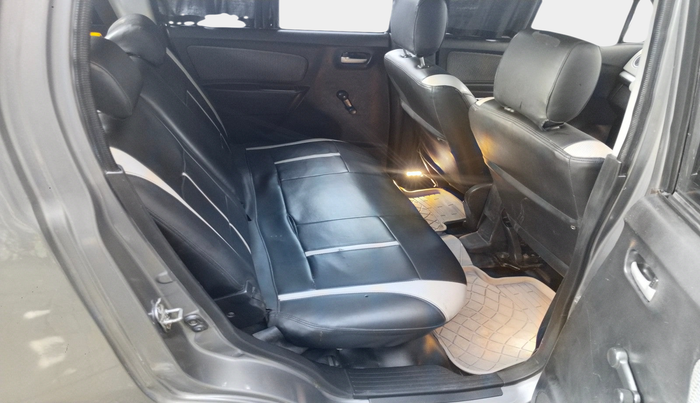 2016 Maruti Wagon R 1.0 LXI CNG, Petrol, Manual, 1,42,001 km, interior
