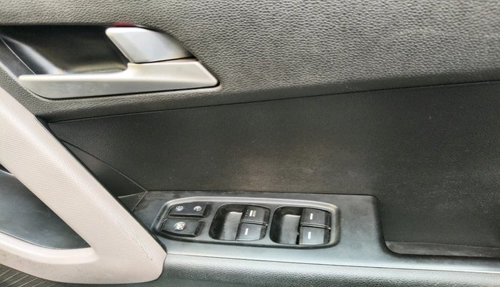 2019 Hyundai Creta SX 1.6 PETROL, Petrol, Manual, 43,656 km, interior